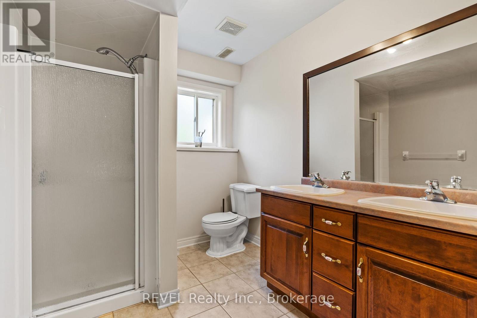 893 Canada Drive, Fort Erie, Ontario  L2A 6E9 - Photo 26 - X12188306
