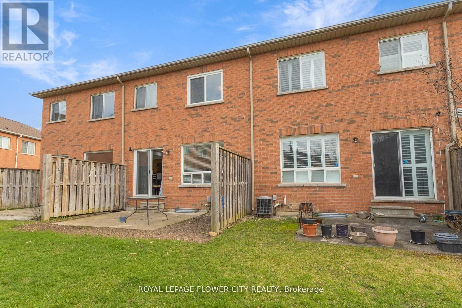 68 - 770 Othello Court, Mississauga, Ontario  L5W 1Y2 - Photo 50 - W12185506