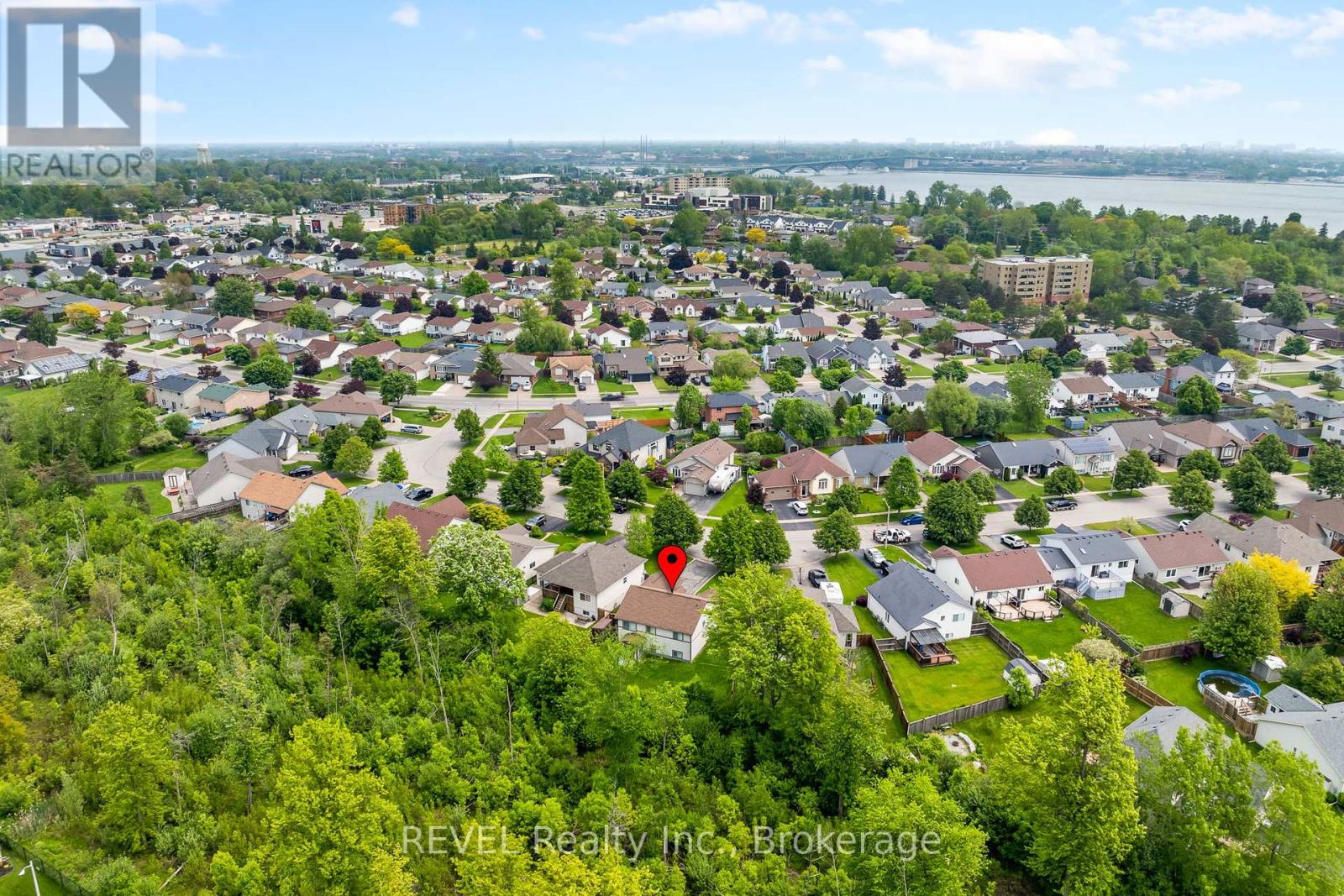 893 Canada Drive, Fort Erie, Ontario  L2A 6E9 - Photo 40 - X12188306