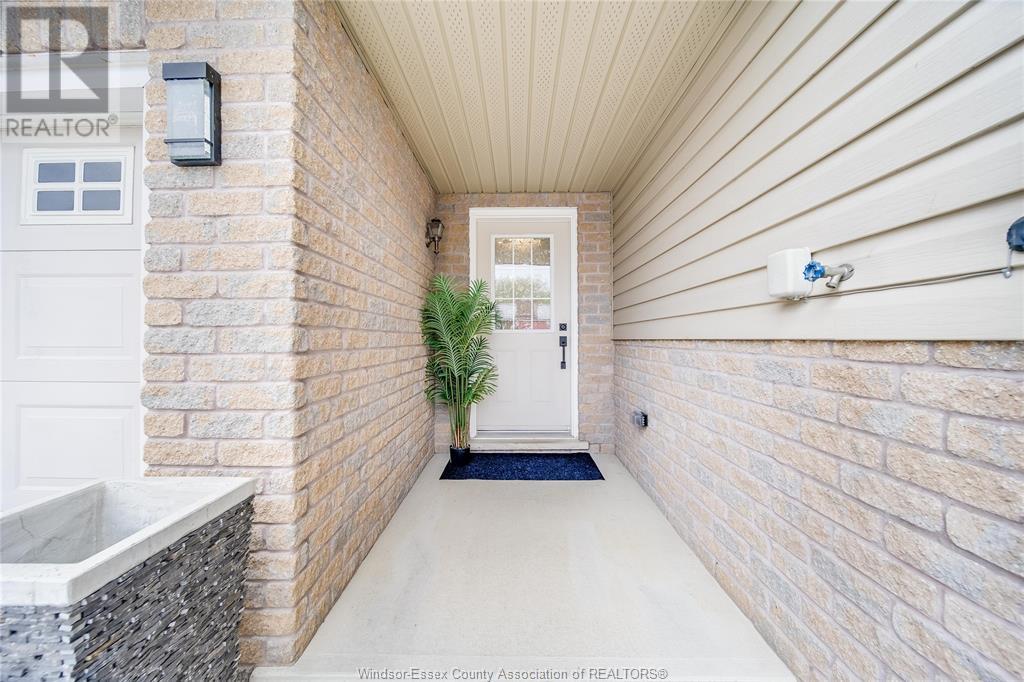 Property at 113 ANGER STREET image 3