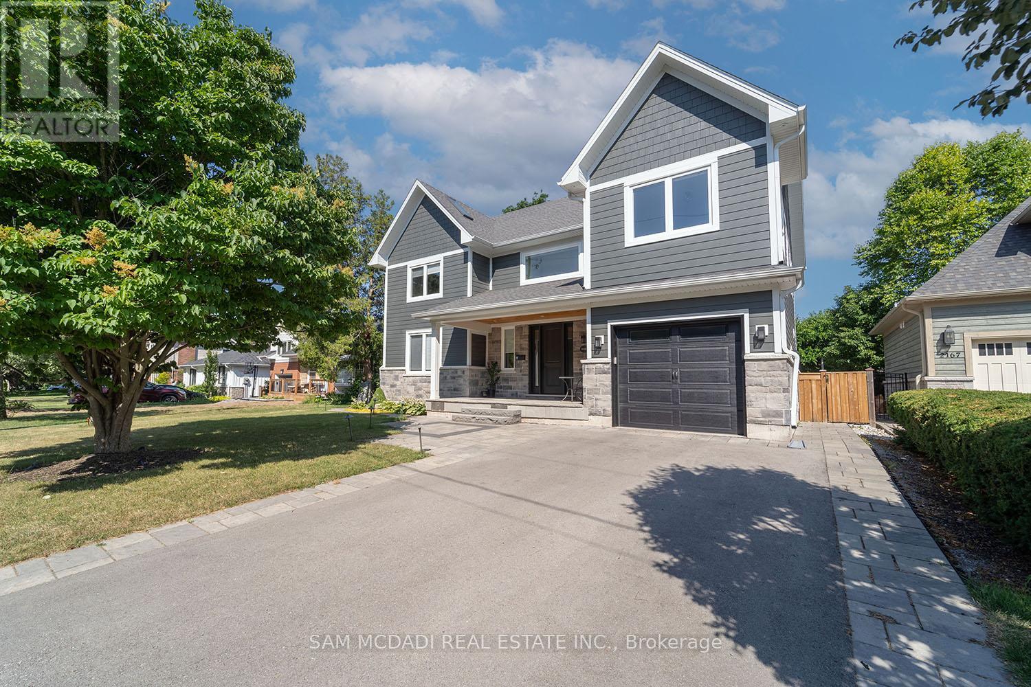 Property at 2163 DEYNCOURT DRIVE image 2
