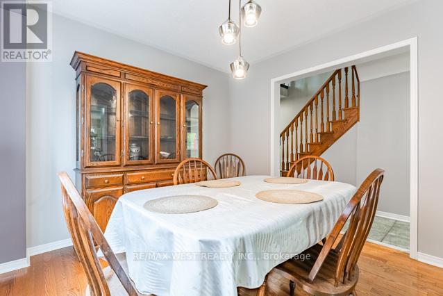 57 Creekwood Drive, Brampton, Ontario  L7A 1J3 - Photo 17 - W12185549