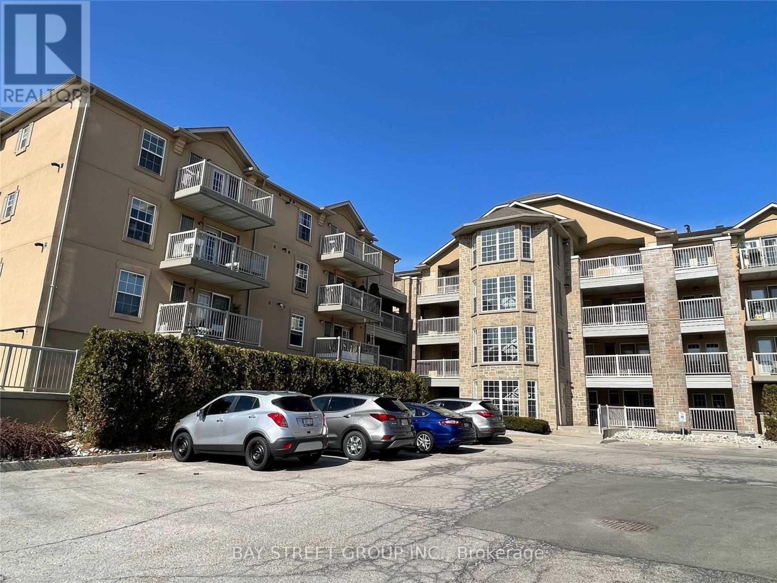 216 - 1480 BISHOPS GATE, Oakville, Ontario
