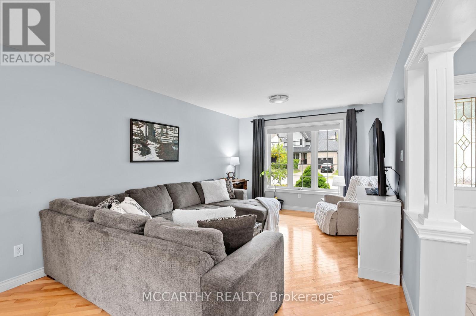 12 Clarke Avenue, Orangeville, Ontario  L9W 5J6 - Photo 8 - W12185561