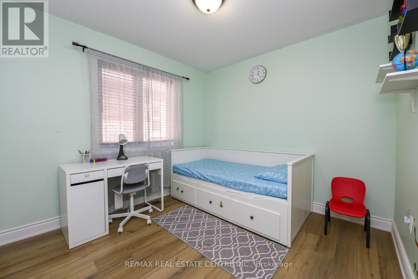 682 Megson Terrace, Milton, Ontario  L9T 8K4 - Photo 24 - W12185555