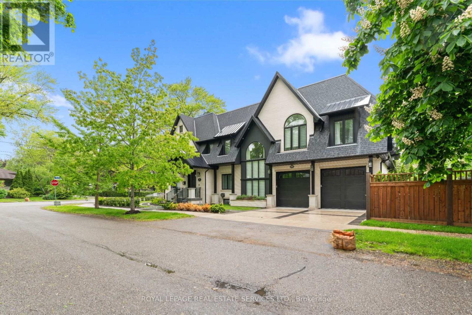 Property at 161 THE KINGSWAY image 1