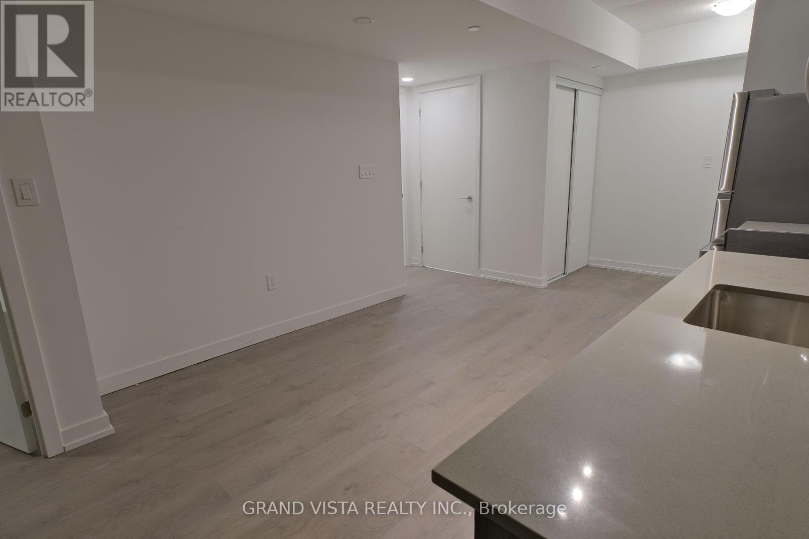 209 - 556 Marlee Avenue, Toronto, Ontario  M6B 0B1 - Photo 12 - W12185644