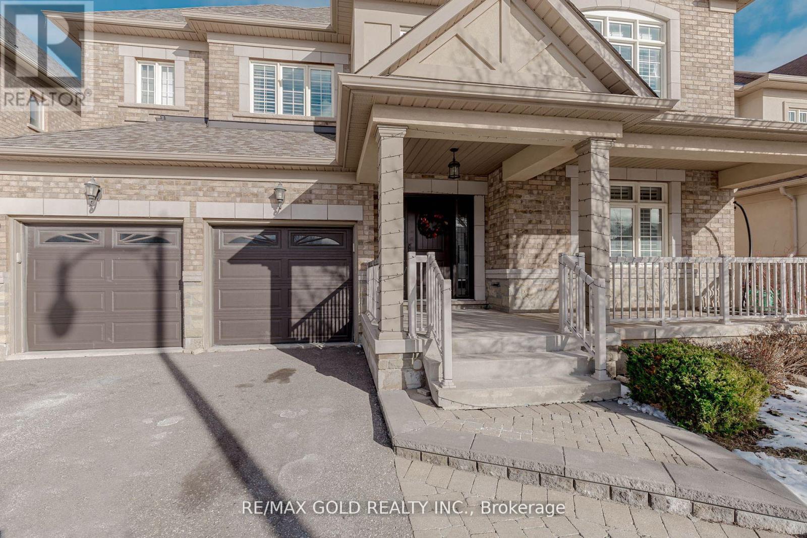 Property at 99 ROYAL WEST DRIVE image 2