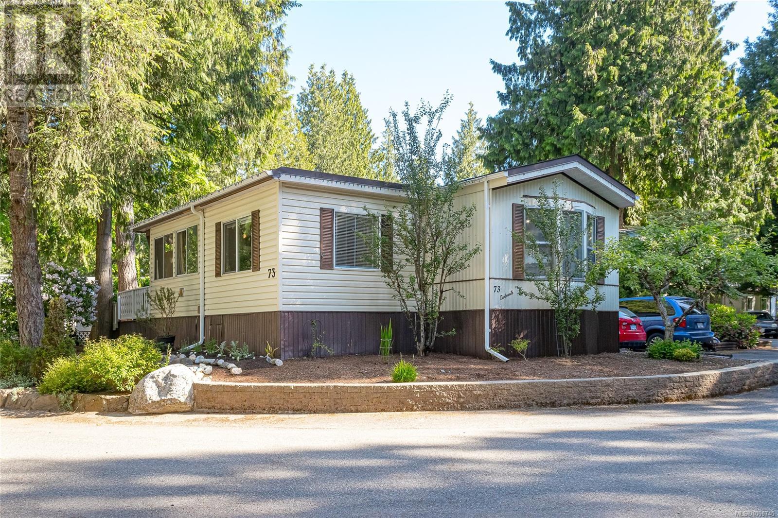 Property at 73 25 Maki Rd image 2