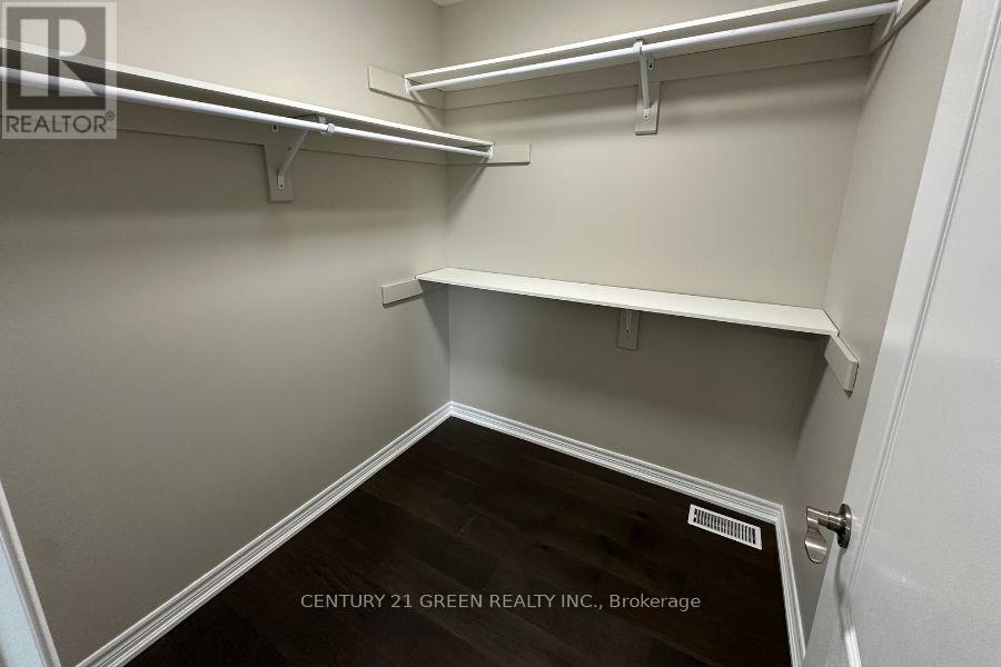 31 Success Way, Thorold, Ontario  L2V 0C8 - Photo 16 - X12185174