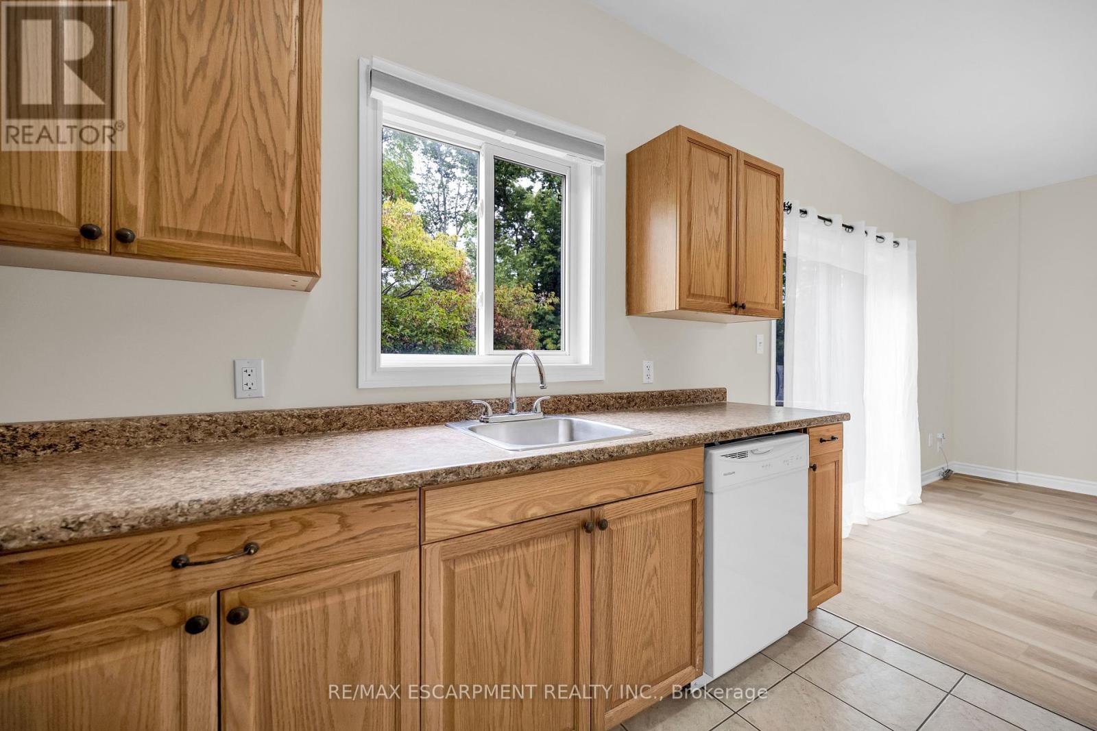 Lorem Ipsum Dolor, St. Catharines, Ontario  L2T  - Photo 10 - DEMO28388339
