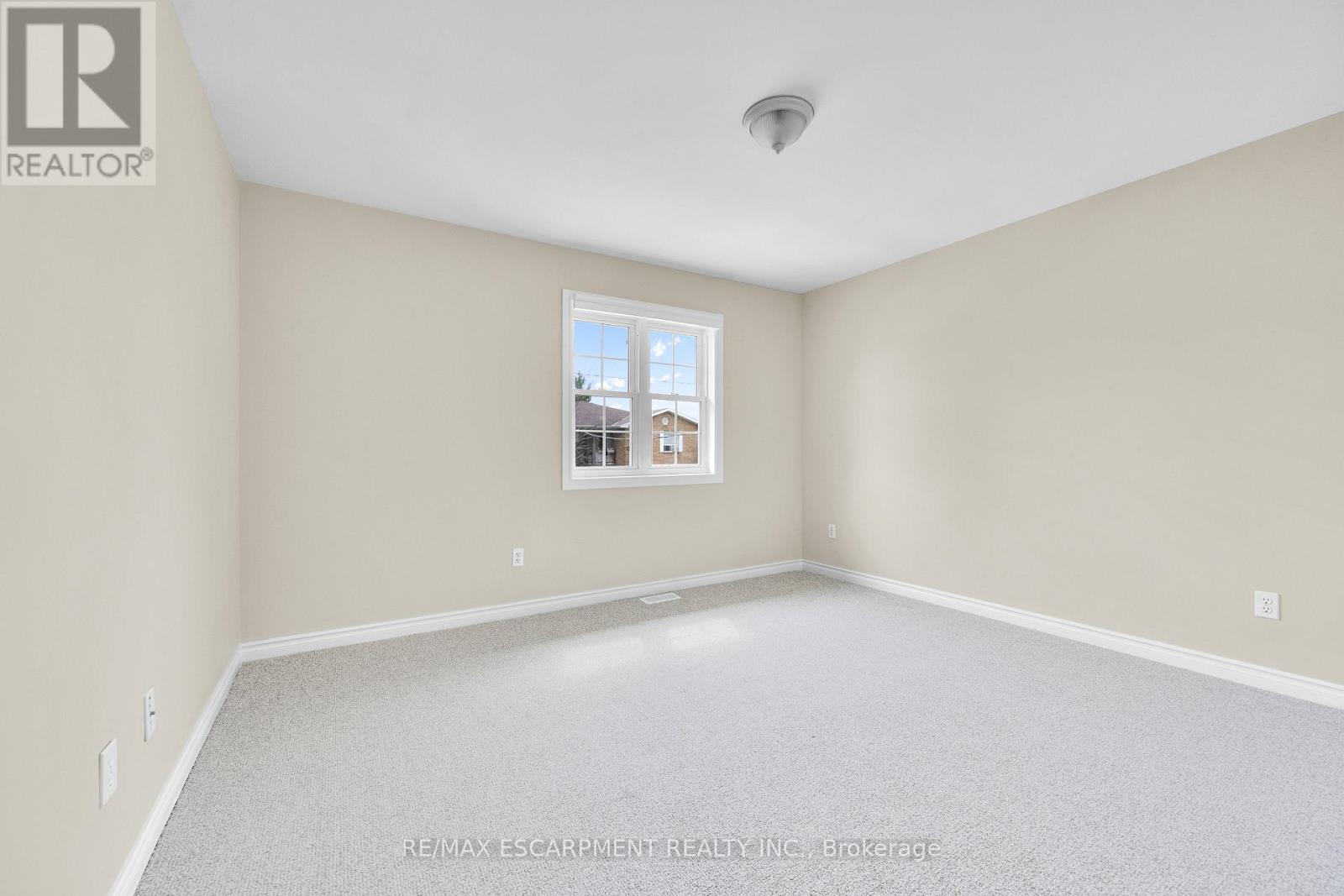 Lorem Ipsum Dolor, St. Catharines, Ontario  L2T  - Photo 18 - DEMO28388339