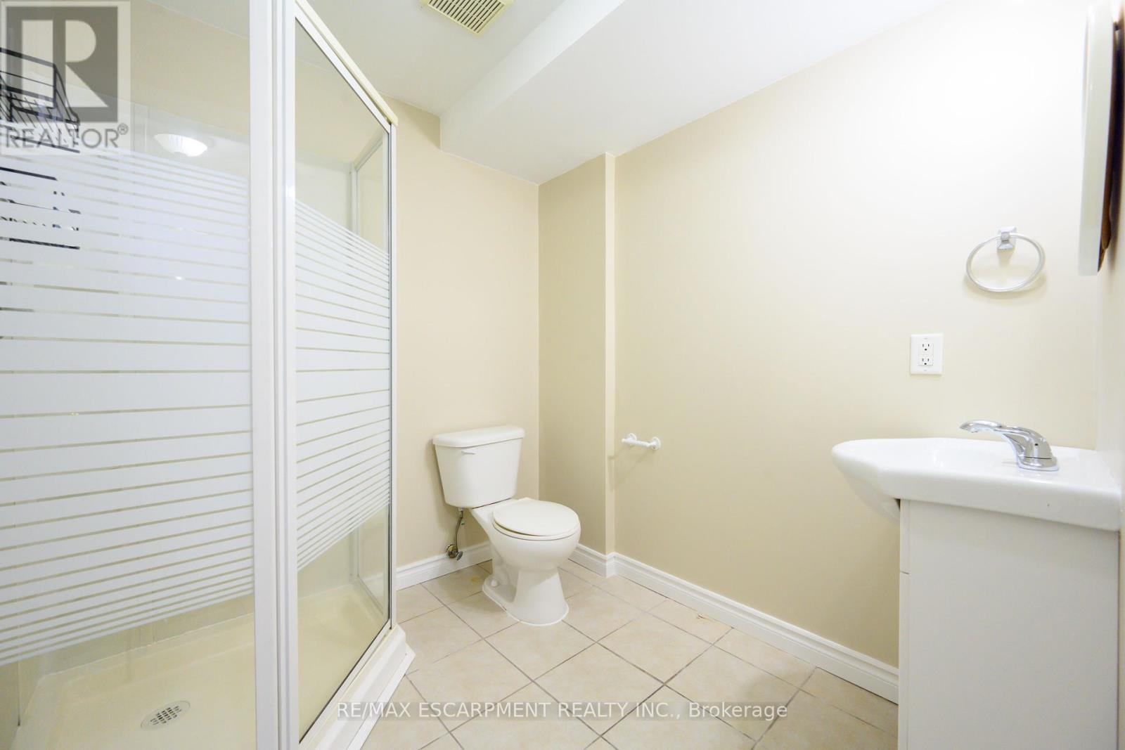 Lorem Ipsum Dolor, St. Catharines, Ontario  L2T  - Photo 25 - DEMO28388339