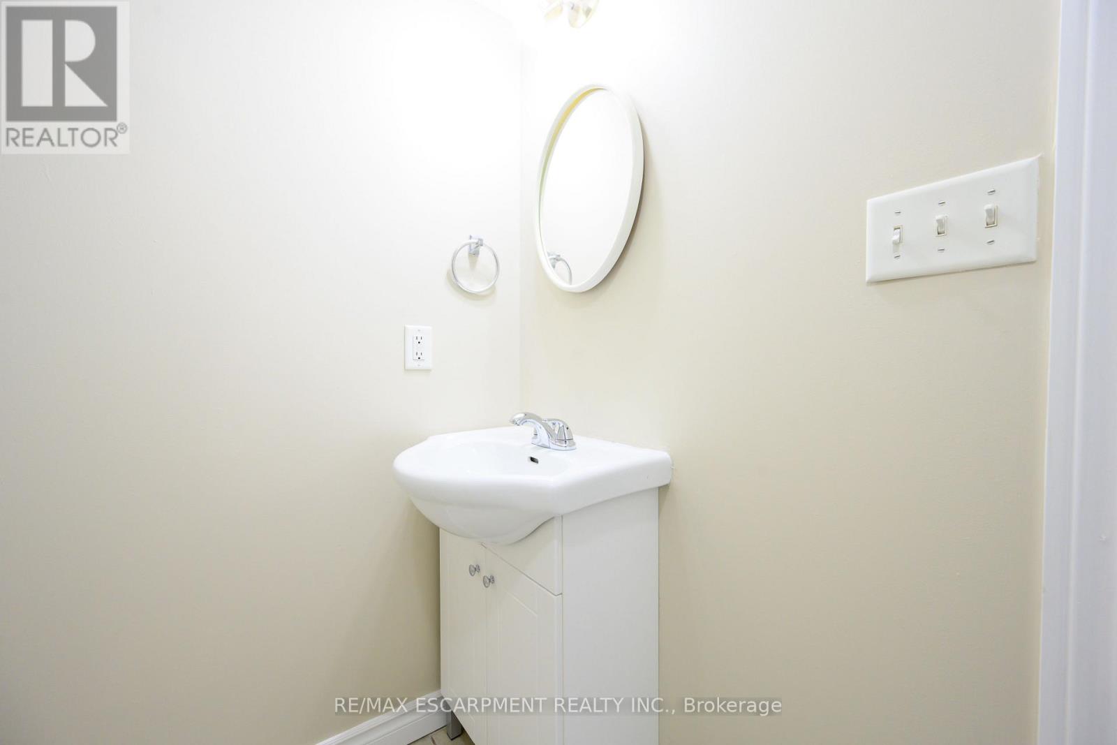 Lorem Ipsum Dolor, St. Catharines, Ontario  L2T  - Photo 26 - DEMO28388339