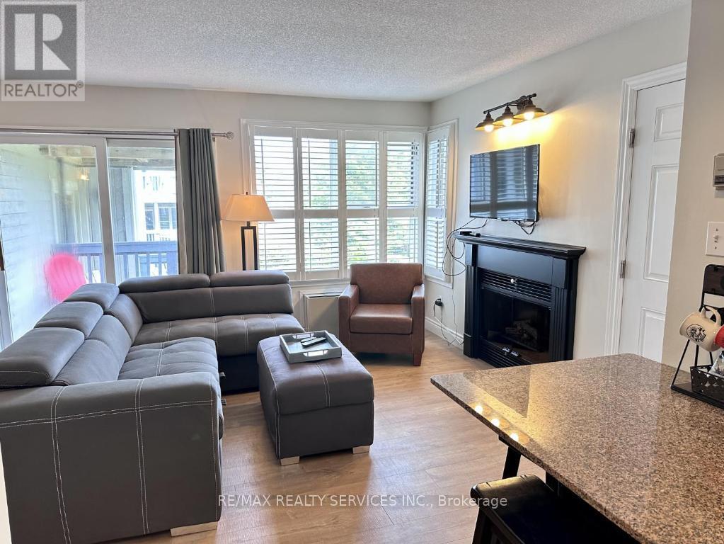 606 - 796468 Grey 19 Road, Blue Mountains, Ontario  L9Y 0N6 - Photo 4 - X12185385
