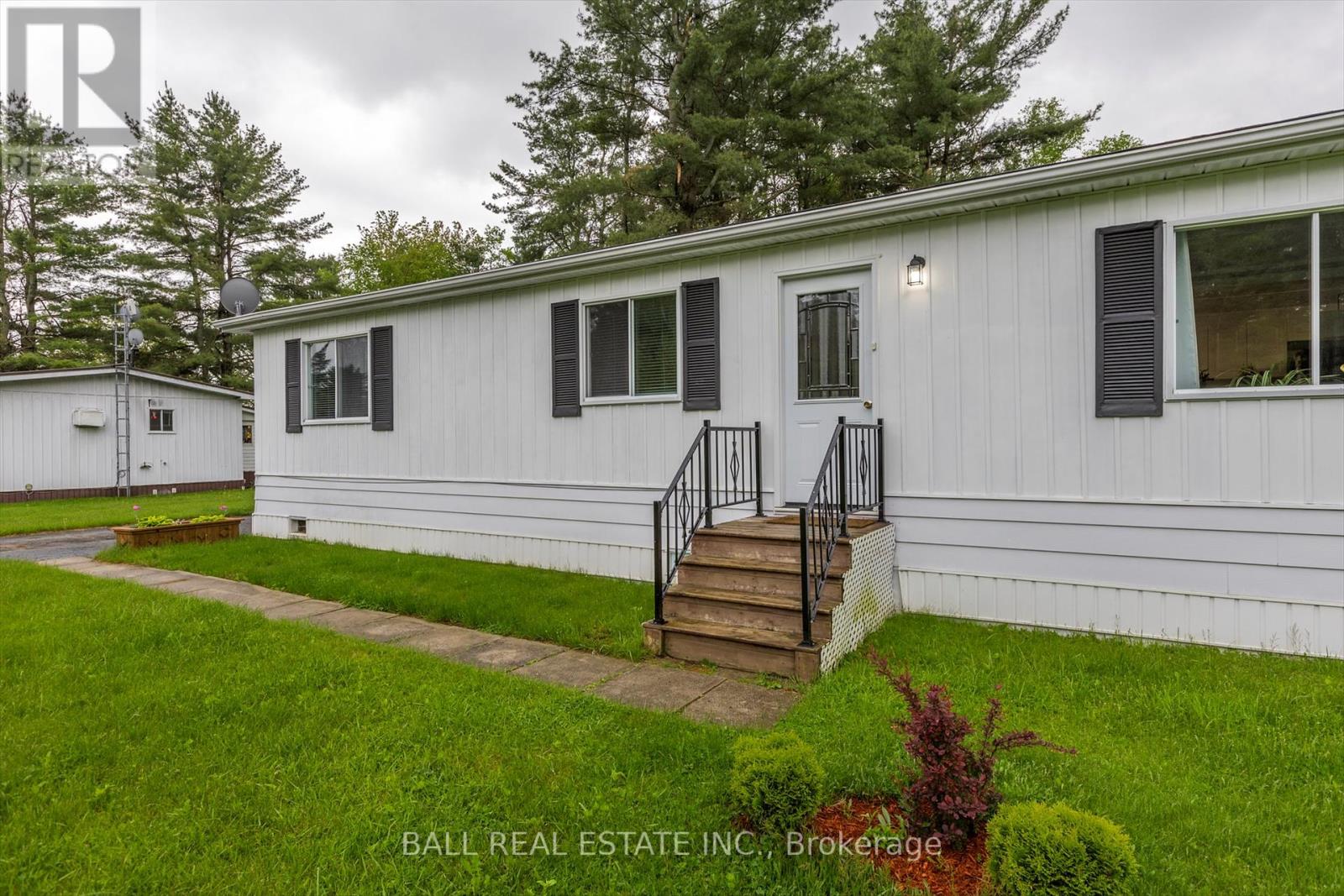 62 Methuen Street, Havelock-Belmont-Methuen, Ontario K0L 1Z0 - Photo 3 - X12184881