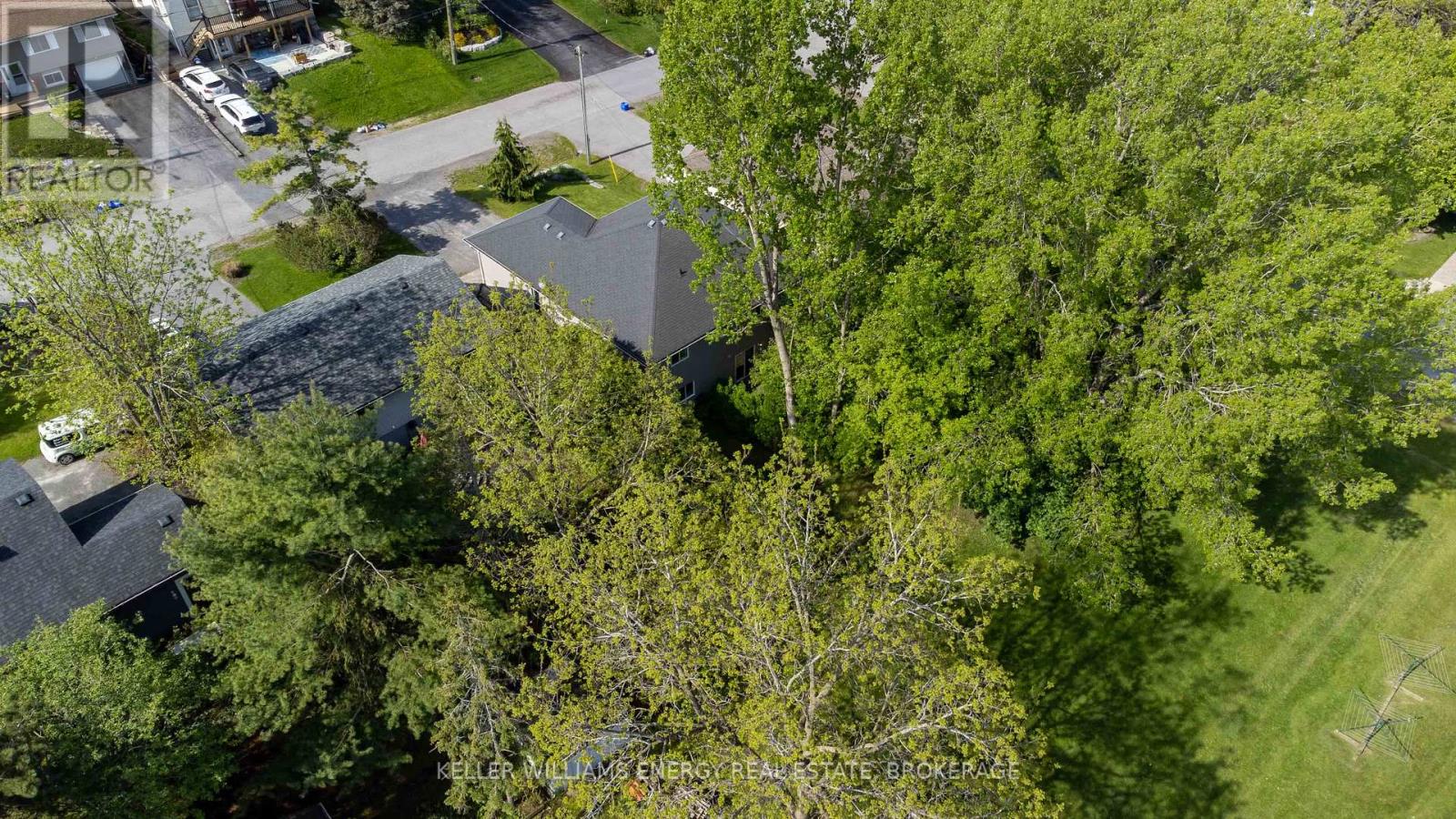 4a Cumberland Street, Prince Edward County, Ontario  K0K 2T0 - Photo 37 - X12185482