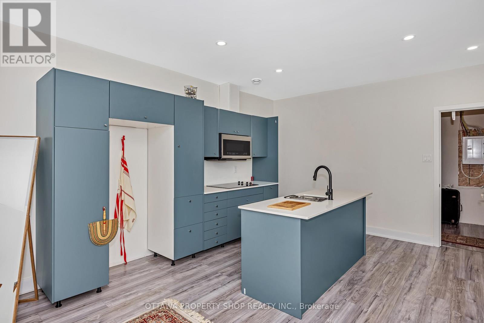 1355 Mory Street, Ottawa, Ontario  K1T 1C8 - Photo 36 - X12188321