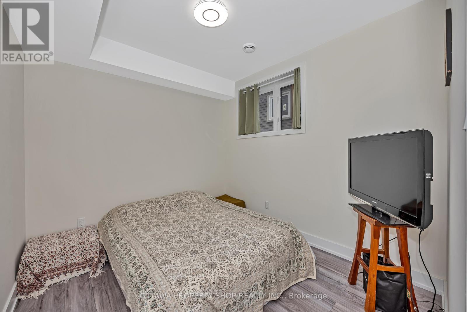 1355 Mory Street, Ottawa, Ontario  K1T 1C8 - Photo 40 - X12188321
