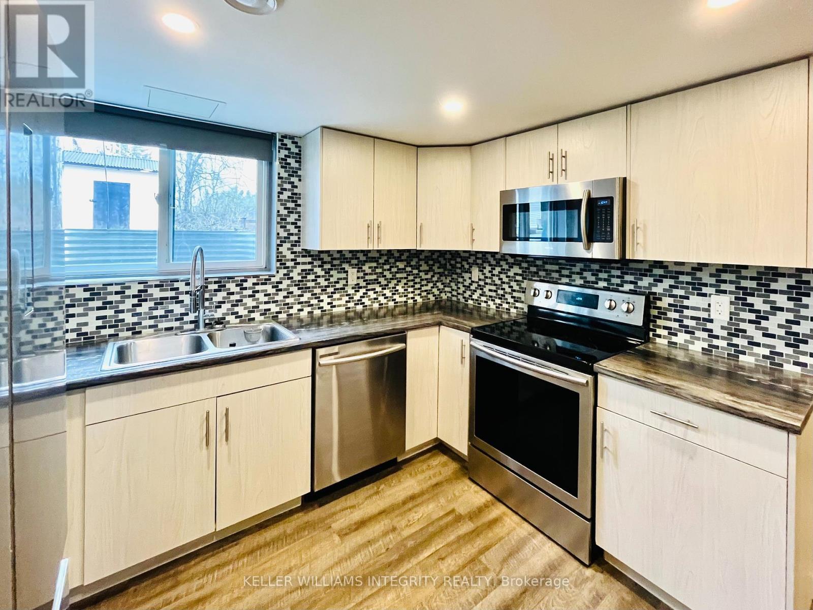 6330 Rothbourne Road, Ottawa, Ontario  K0A 1L0 - Photo 8 - X12188343