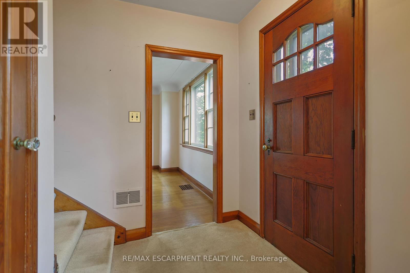 668 Harvest Road, Hamilton, Ontario  L9H 5K4 - Photo 21 - X12185484