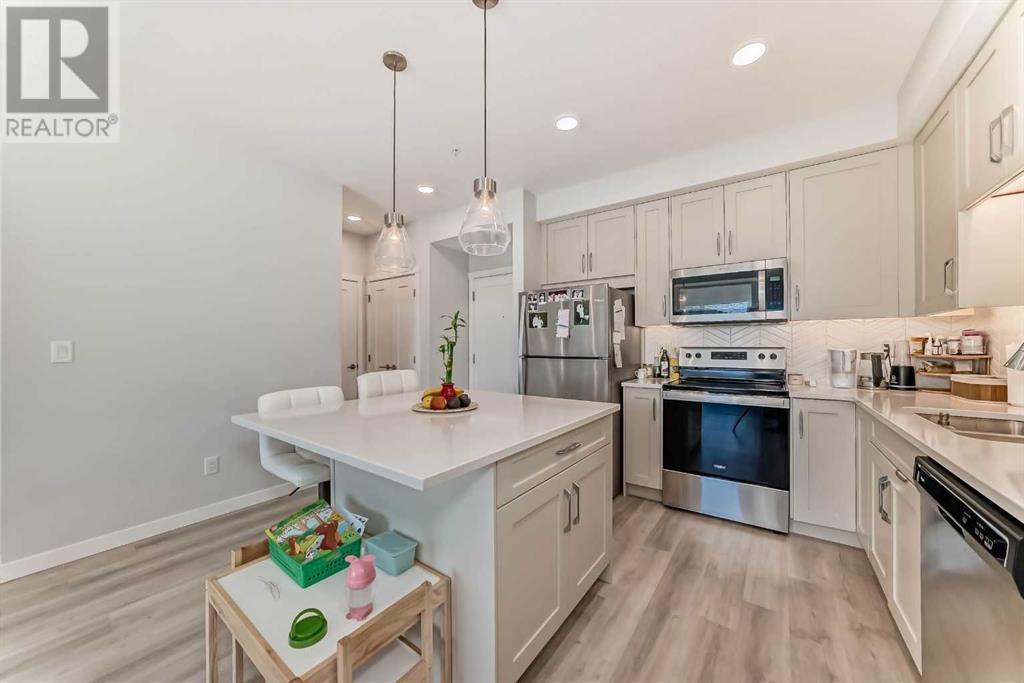 301, 150 Shawnee Square Sw, Calgary, Alberta  T2Y 0T6 - Photo 8 - A2213302