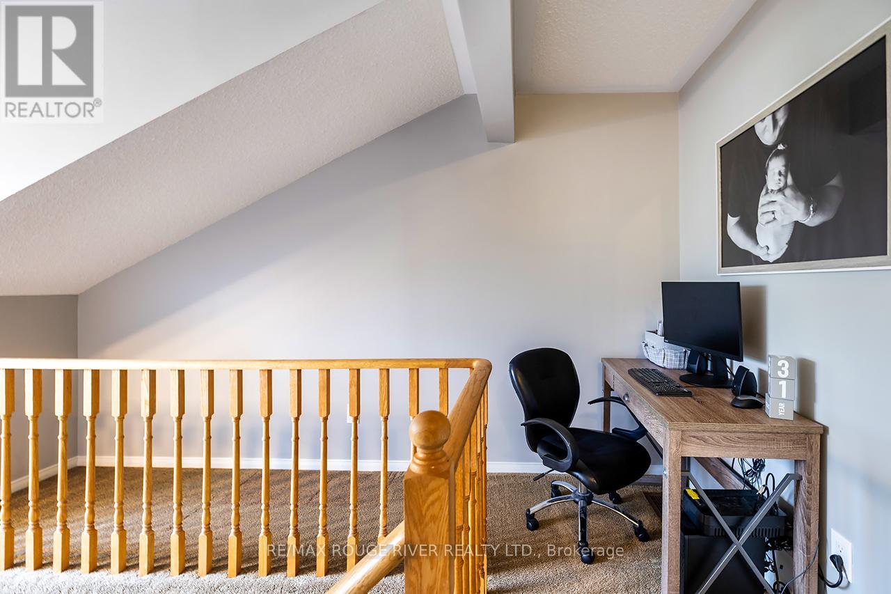 1330 Eagle Crescent, Peterborough West, Ontario  K9K 2K7 - Photo 17 - X12185552