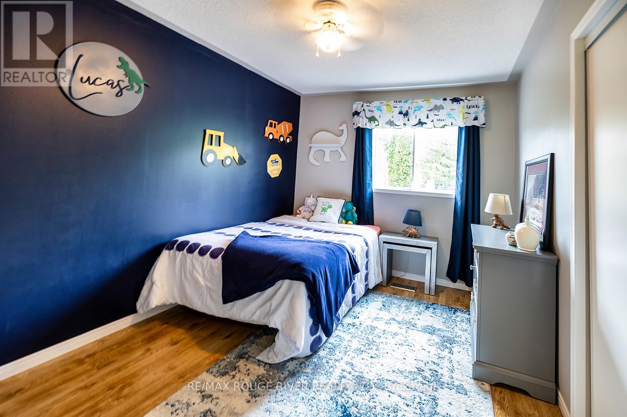 1330 Eagle Crescent, Peterborough West, Ontario  K9K 2K7 - Photo 19 - X12185552