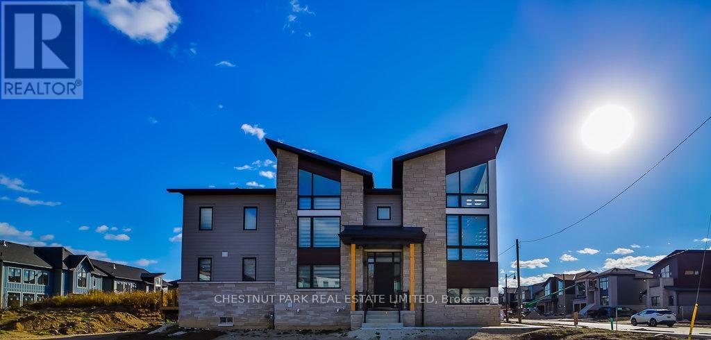 100 STONELEIGH DRIVE, Blue Mountains, Ontario