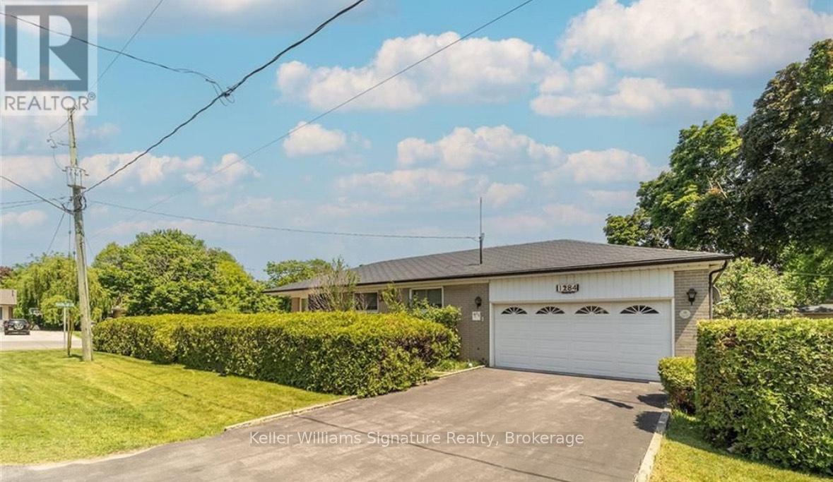 1284 WARWICK AVENUE, Oakville, Ontario
