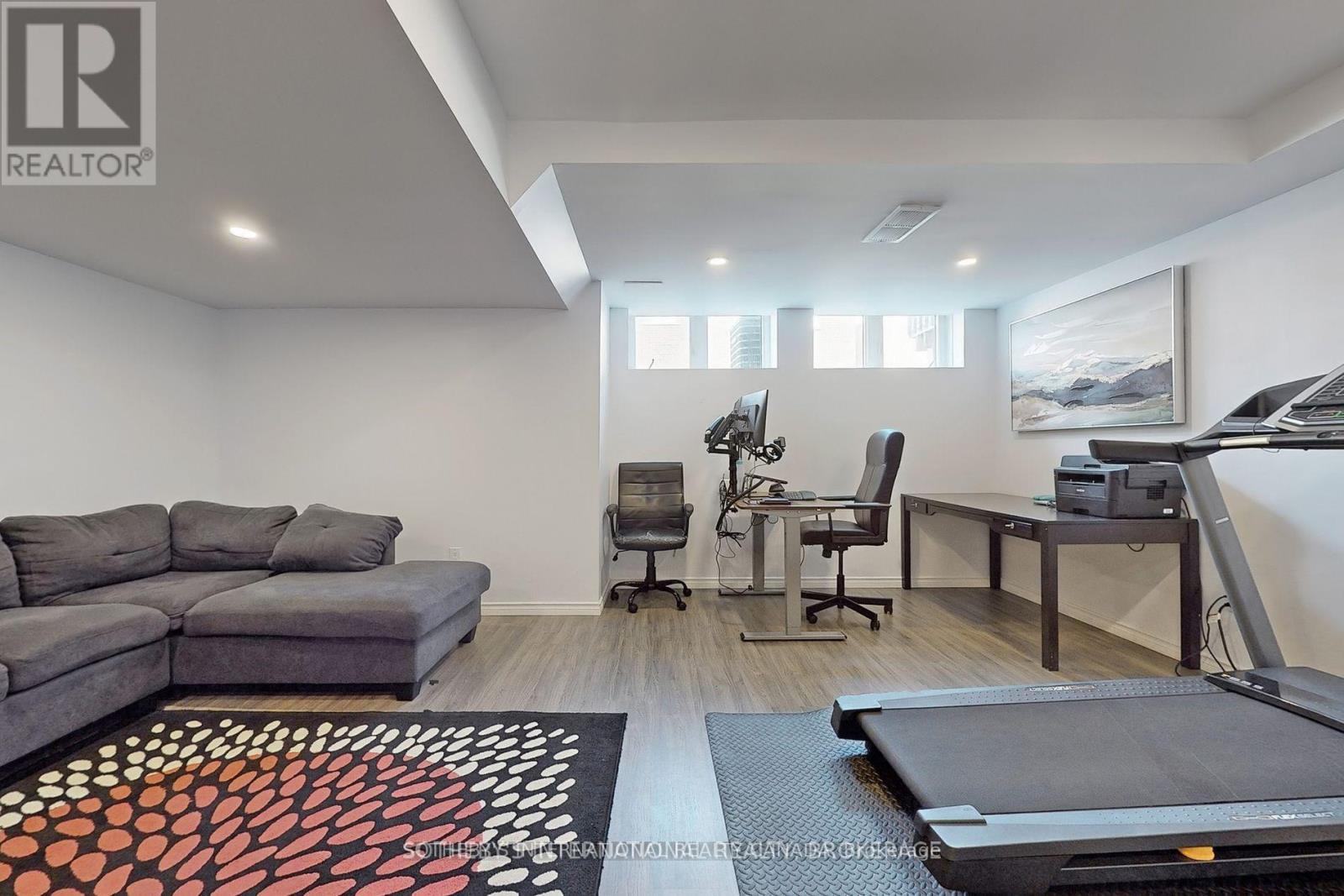 7784 White Pine Crescent, Niagara Falls, Ontario  L2H 3R5 - Photo 25 - X12185593