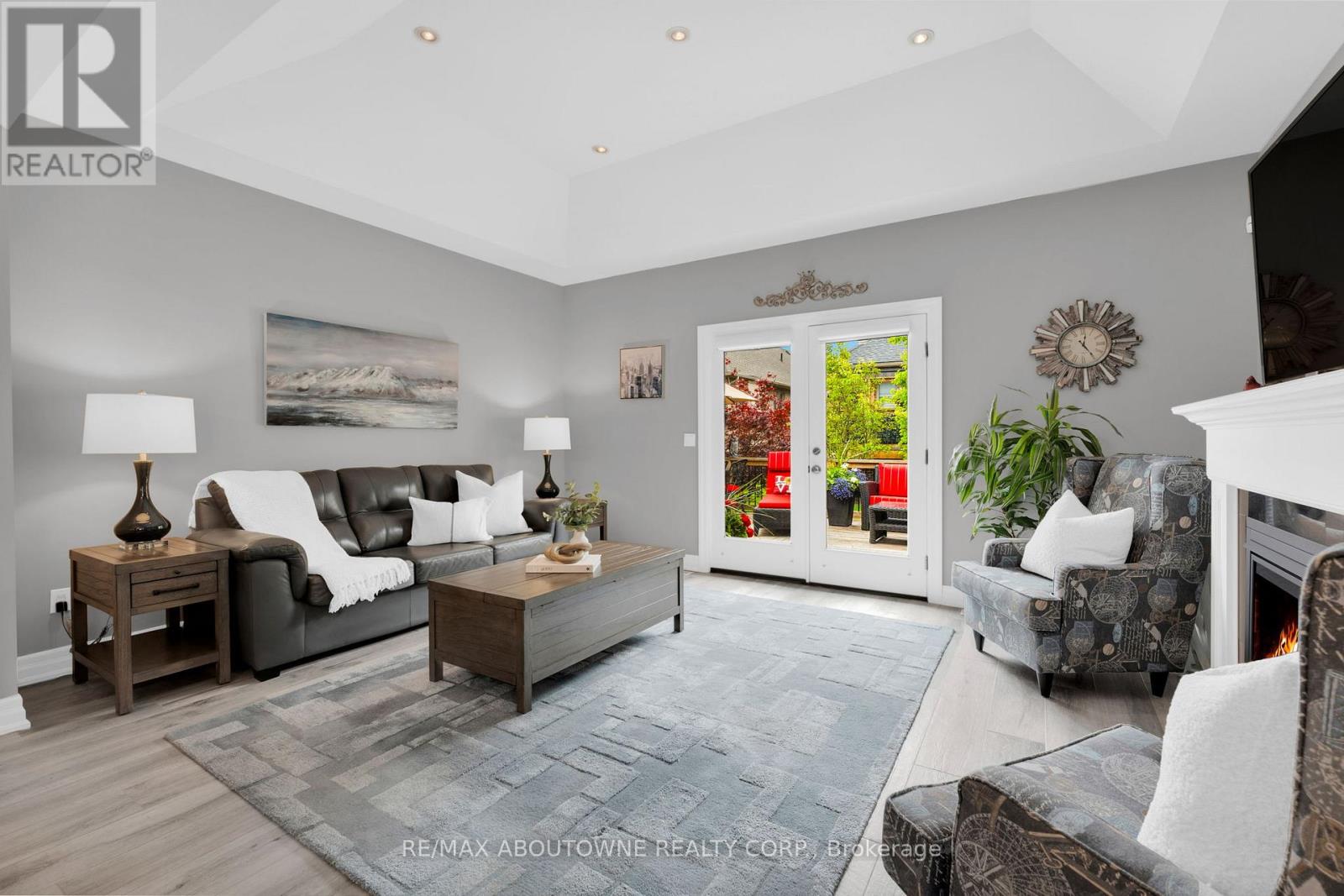 39 Berwick Trail, Welland, Ontario  L3B 0C8 - Photo 14 - X12185608