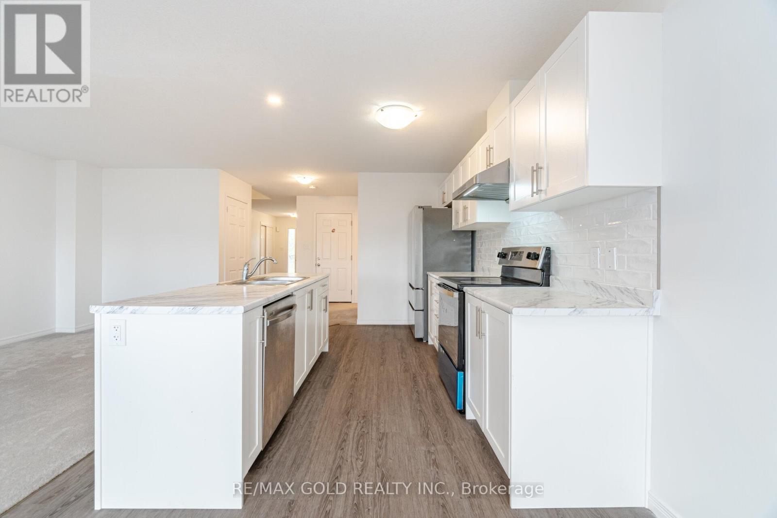 26 West Mill Street, North Dumfries, Ontario  N0B 1E0 - Photo 11 - X12185621