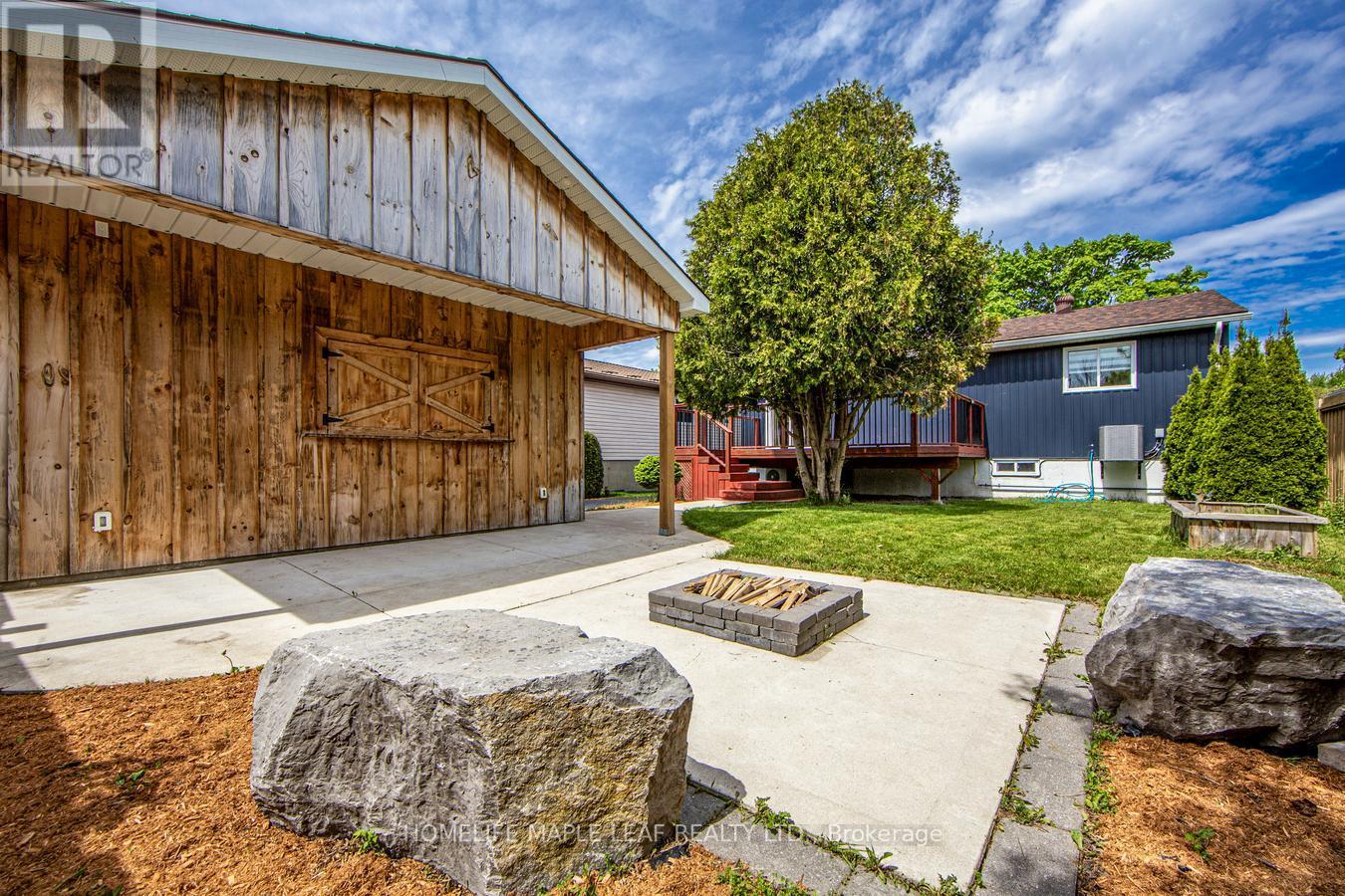 689 Macyoung Drive W, Kincardine, Ontario  N2Z 1T1 - Photo 46 - X12187715