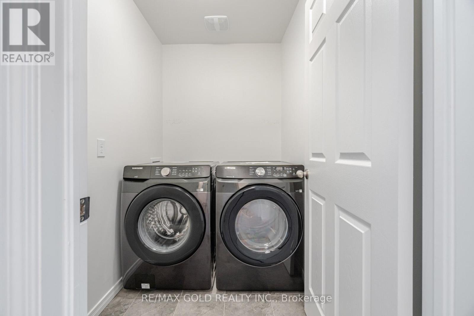 26 West Mill Street, North Dumfries, Ontario  N0B 1E0 - Photo 36 - X12185621