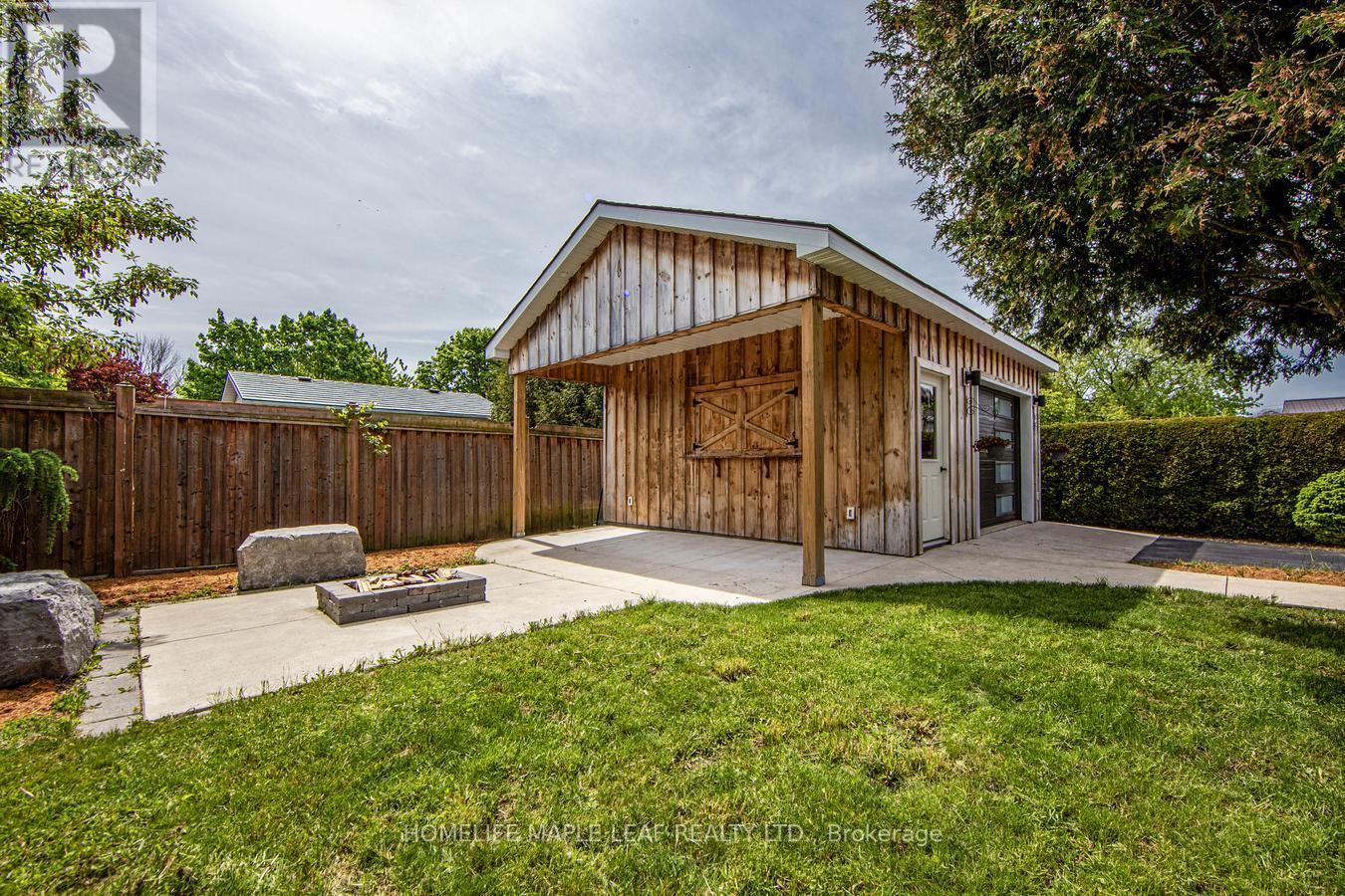 689 Macyoung Drive W, Kincardine, Ontario  N2Z 1T1 - Photo 44 - X12187715