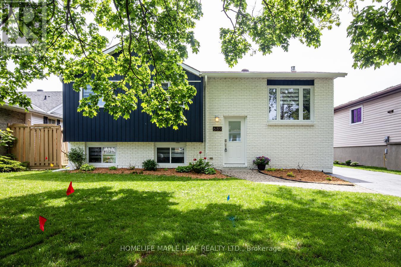 689 Macyoung Drive W, Kincardine, Ontario  N2Z 1T1 - Photo 2 - X12187715