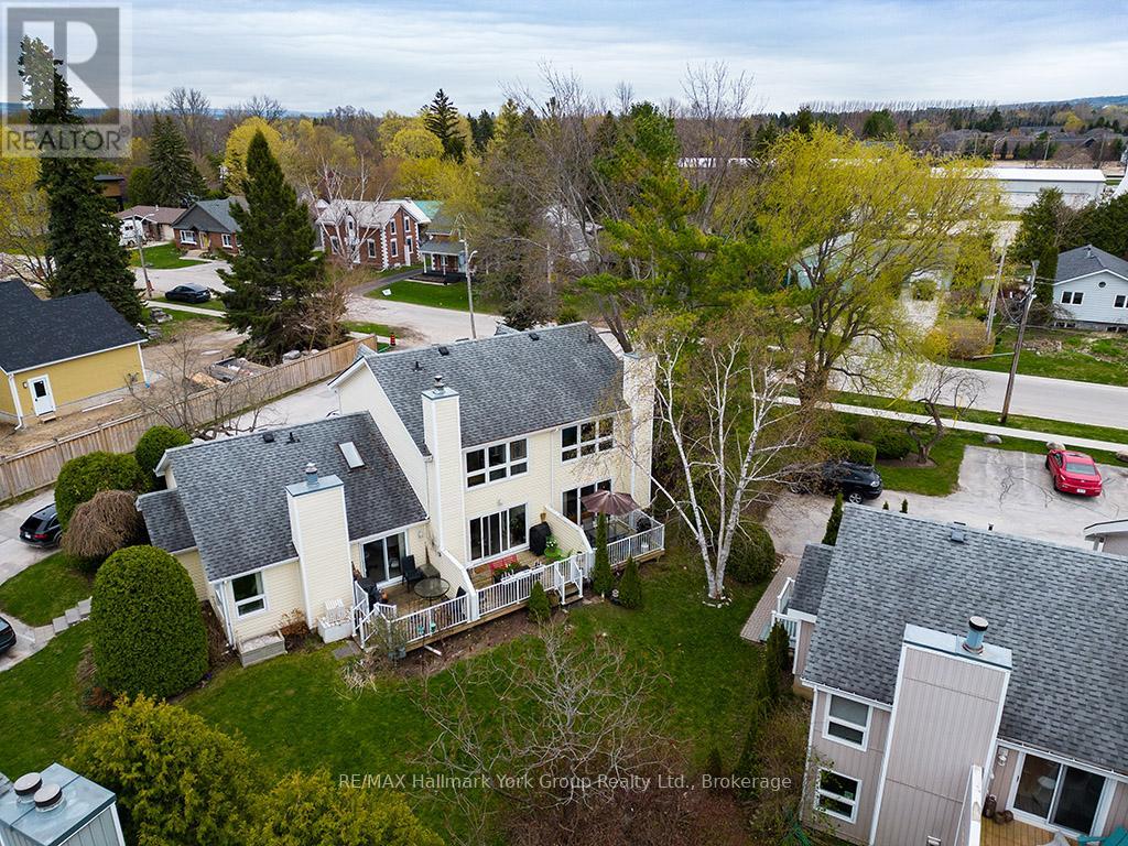 18 - 56 Alice Street W, Blue Mountains, Ontario  N0H 2P0 - Photo 23 - X12135671