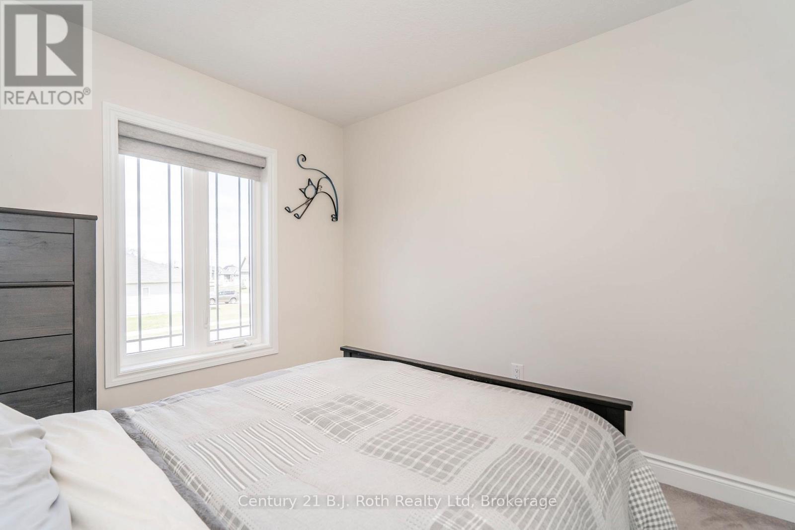 21 Ralph Dalton Boulevard, Tay, Ontario  L0K 2A0 - Photo 24 - S12102932