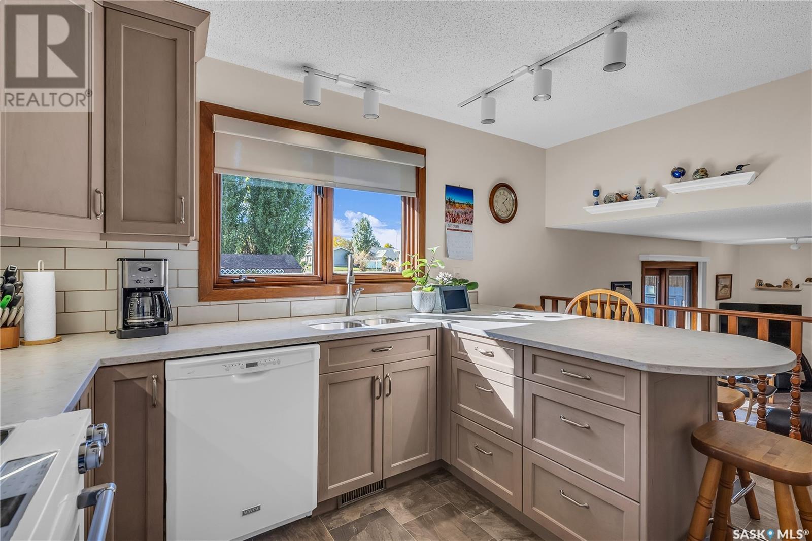 221 Riverbend Crescent, Battleford, Saskatchewan  S0M 0E0 - Photo 11 - SK007932