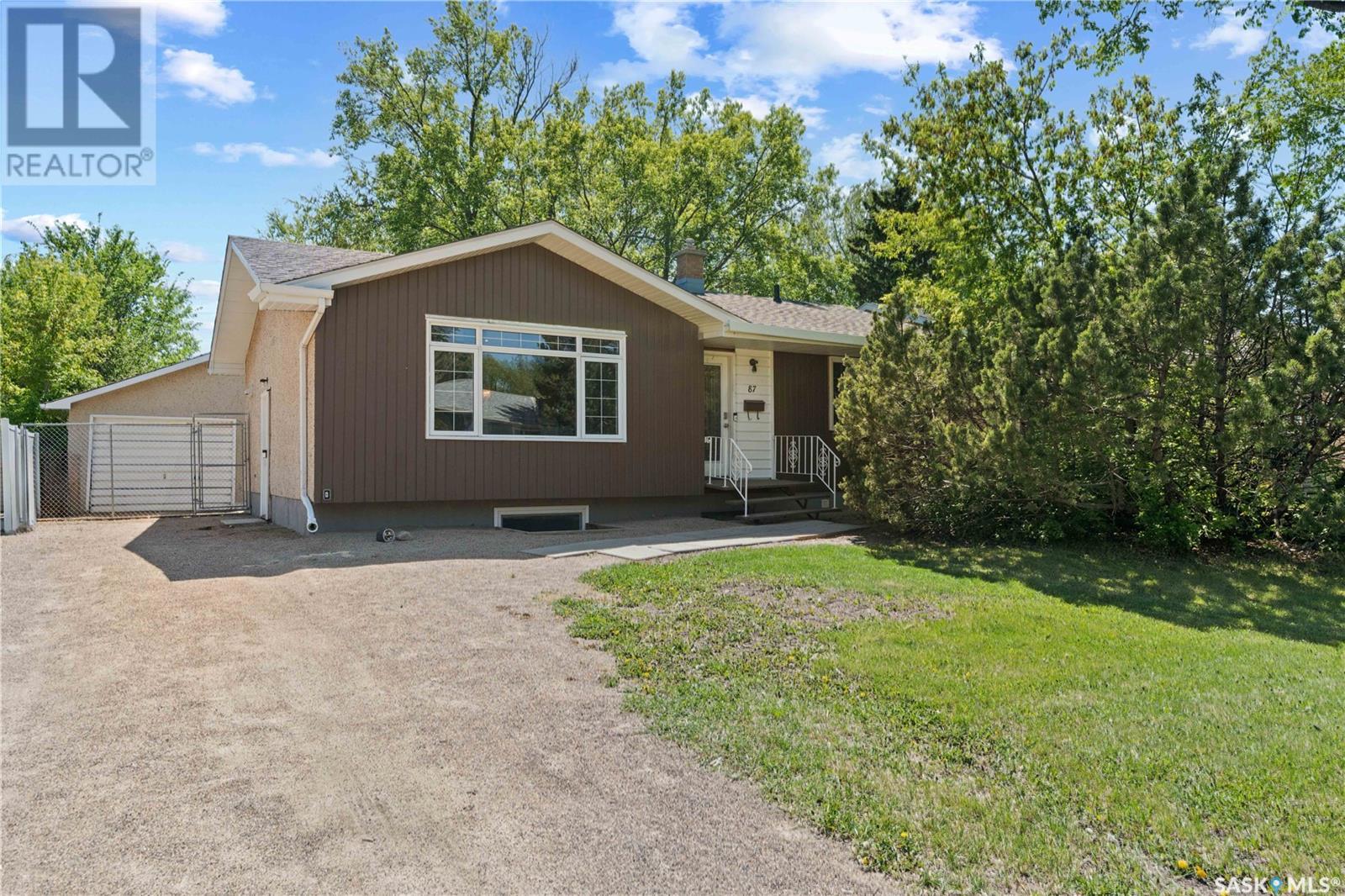 87 Elmview ROAD, Regina, Saskatchewan