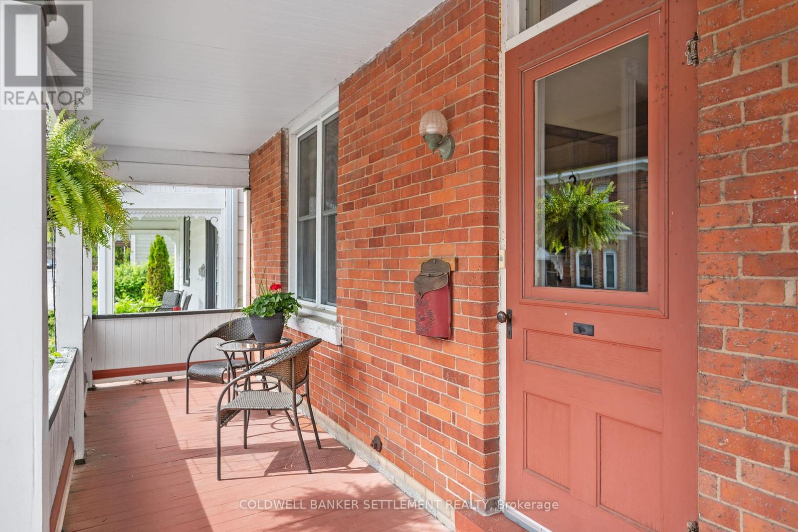 27 Lewis Street, Perth, Ontario  K7H 2R4 - Photo 3 - X12185377