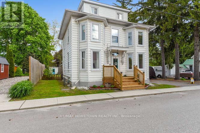 3 REID STREET, Athens, Ontario