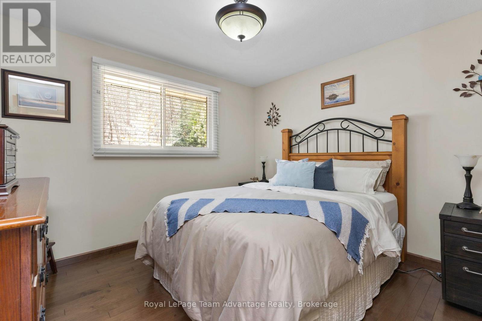 18 Pine Valley Drive, Carling, Ontario  P0G 1G0 - Photo 10 - X12137244