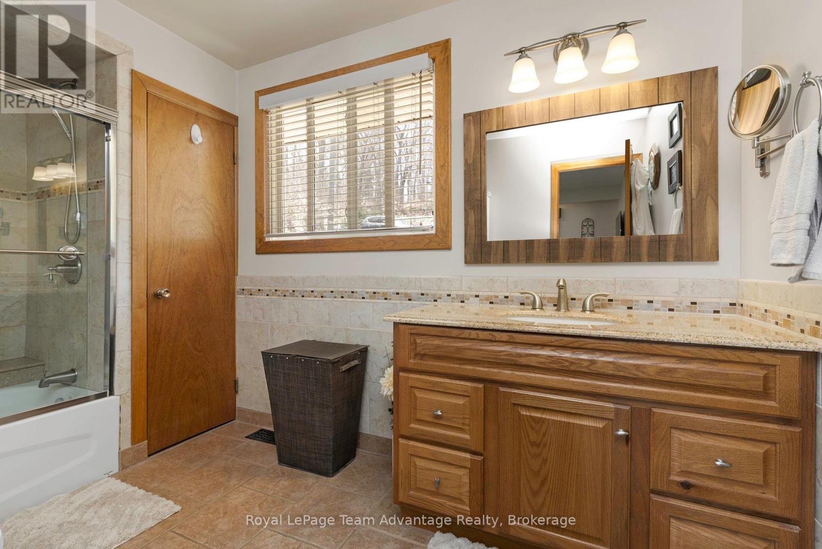18 Pine Valley Drive, Carling, Ontario  P0G 1G0 - Photo 13 - X12137244