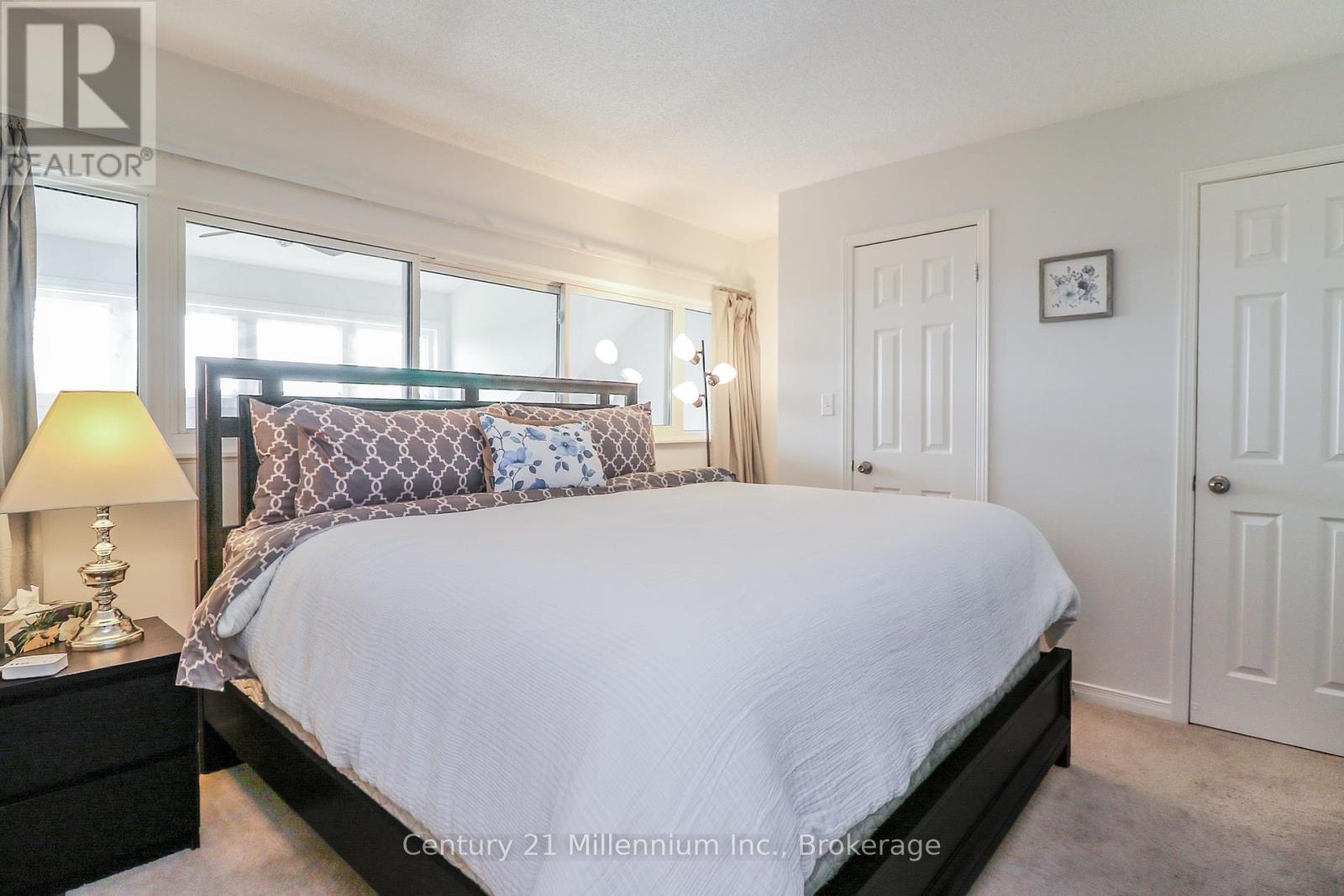 210 - 107 Wintergreen Place, Blue Mountains, Ontario  L9Y 0P8 - Photo 38 - X12185158