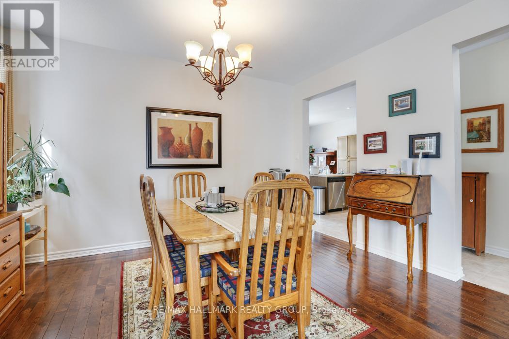 227 Trail Side Circle, Ottawa, Ontario  K4A 5B5 - Photo 12 - X12069884
