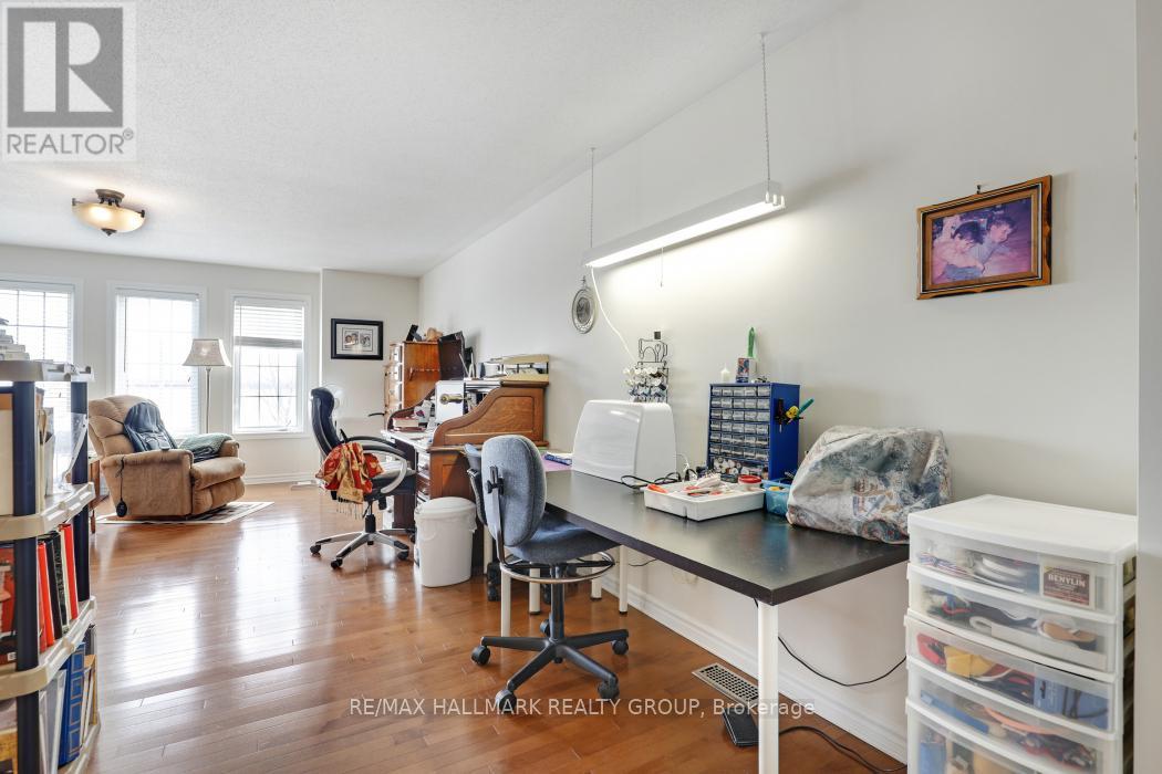 227 Trail Side Circle, Ottawa, Ontario  K4A 5B5 - Photo 28 - X12069884