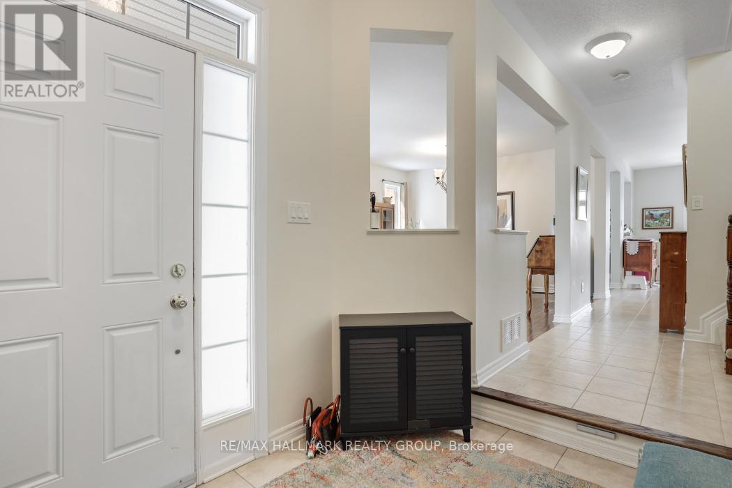 227 Trail Side Circle, Ottawa, Ontario  K4A 5B5 - Photo 5 - X12069884