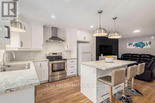 401 Voyageur Place, Russell, Ontario  K0A 1W1 - Photo 8 - X12161782